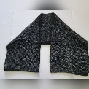 Marcus Adler N.Y. Acrylic Winter Scarf Black & Silver 80x10